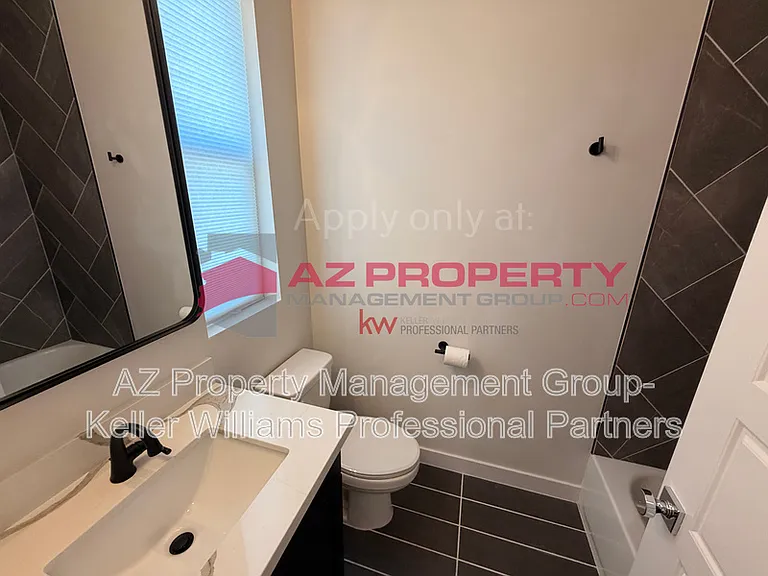 825 N 9th Ave #12 — Photo 22