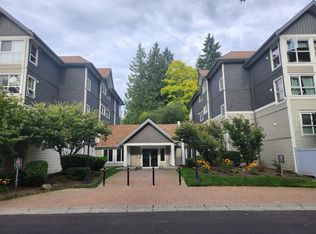 9668 148th St #205, Surrey, BC V3R0W2