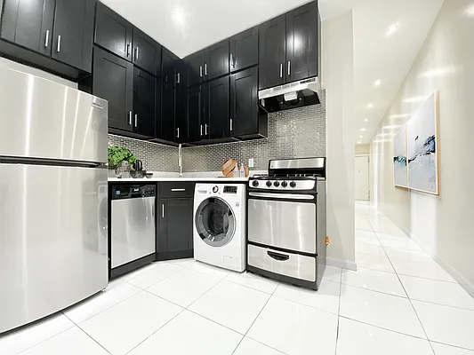 Rented by Voro NYC | media 22