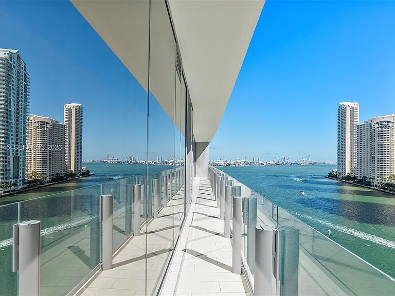 300 Biscayne Boulevard Way #803 — Photo 4