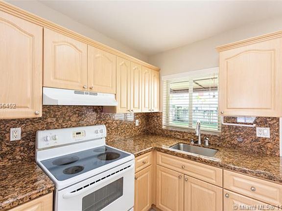 3C51357F-00B4-4845-9230-10684436B6BA