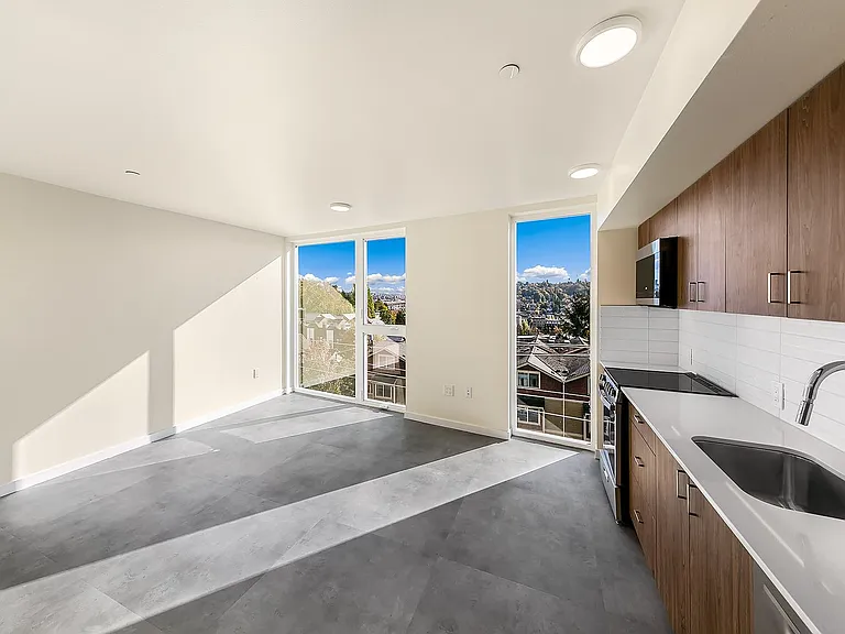 Fremont View: Modern Classic Collection — Photo 51