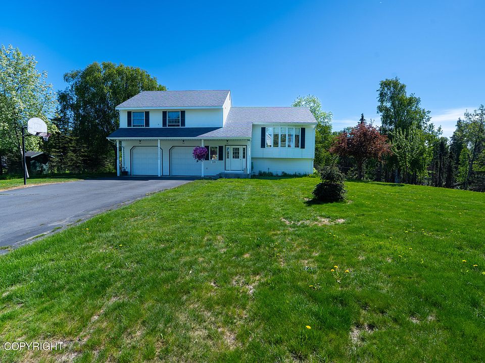 1st image of 119 Wooded Glen Ct