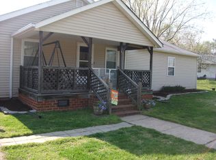 706 Hanover Ave, Hopewell, VA 23860