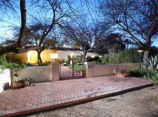 15 N Camino Miramonte, Tucson, AZ 85716