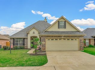 1147 Pelican Creek Dr, Shreveport, LA 71106