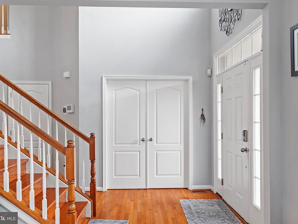6949 Heritage Xing, Glen Burnie, MD 21060 | Zillow