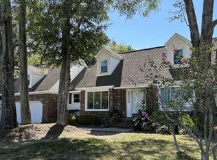 947 Foxcroft Rd, Charleston, SC 29412