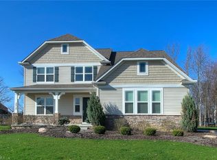3012 Steffan Woods Dr, Twinsburg, OH 44087
