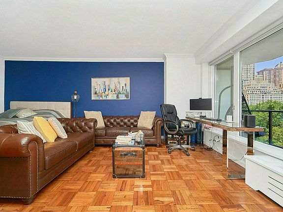 5th image of 210 Central Park S APT 9C