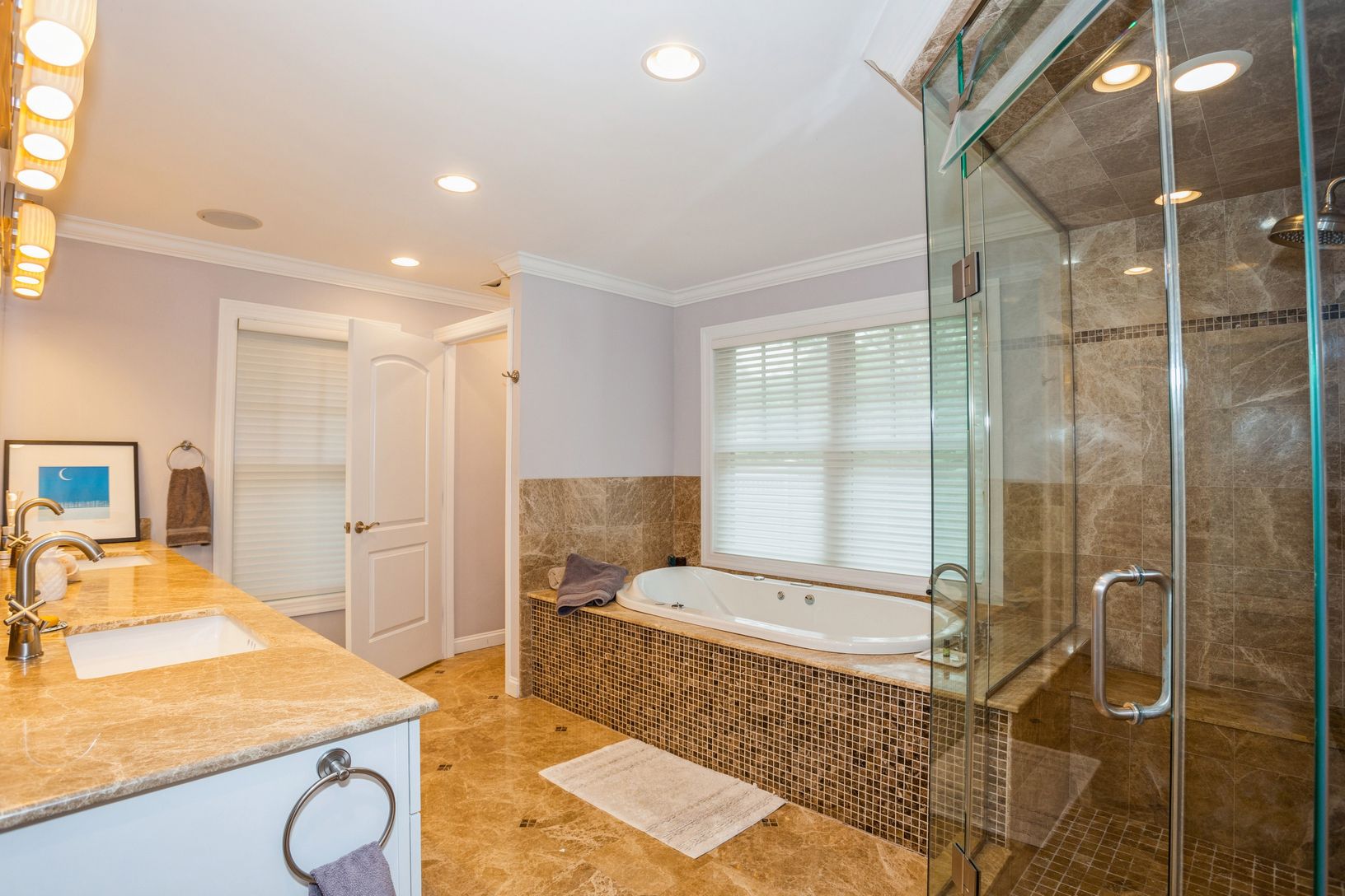  Primary Bath is en-suite