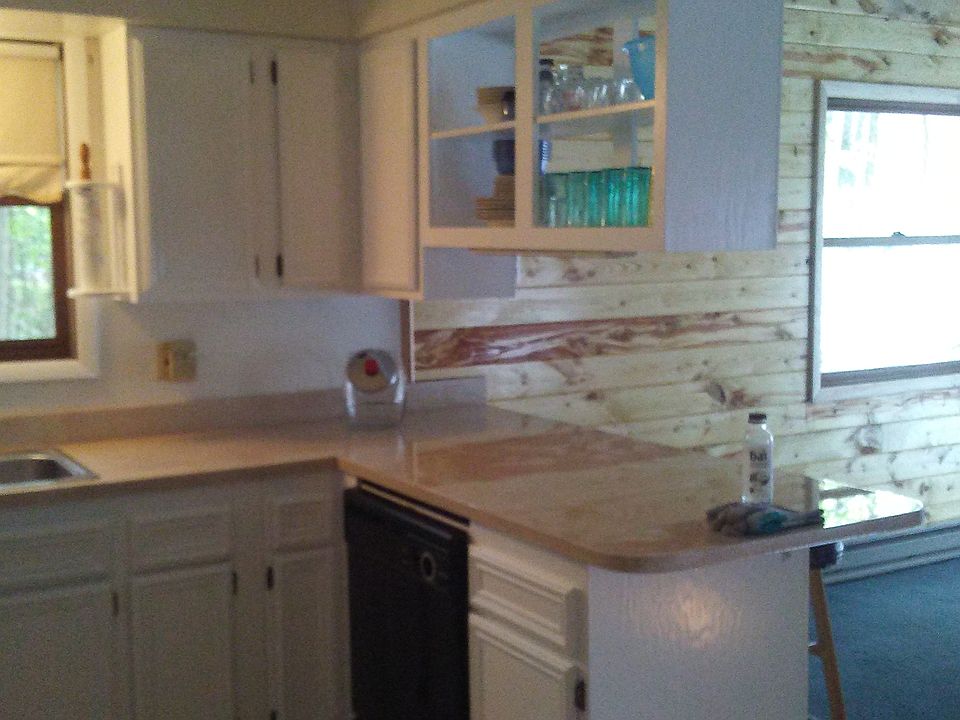 1st image of 2276 Birchcrest Dr NE