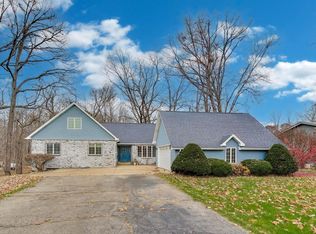 591 Glenwood Dr, Valparaiso, IN 46385