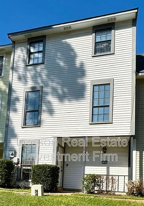 2500 Centenary Blvd #10