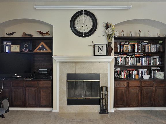 3rd image of 14658 ZACHARY Drive E