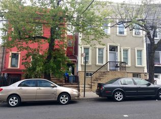 6079 56th St, Maspeth, NY 11378