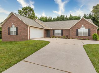 12808 Auklet Ln, Knoxville, TN 37922
