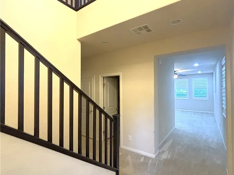121 Elm Reed Ave — Photo 4