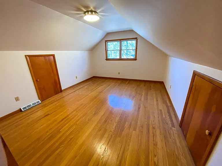 10910 Harford Rd — Photo 17