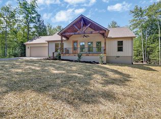 210 Creekview Ct, Jamestown, TN 38556