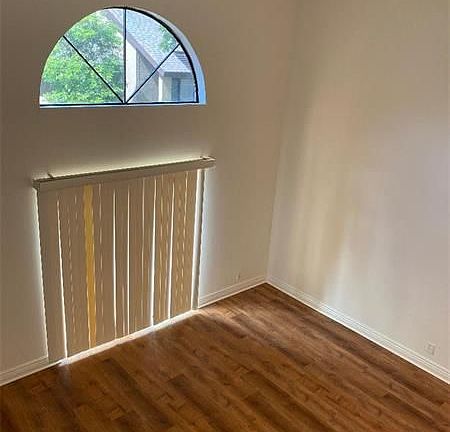 4th image of 3505 NW 21st Ct #3505