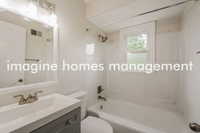 8526 General Grant Ln — Photo 9