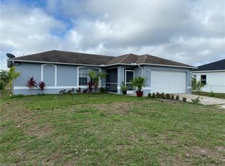 4270 56th Ave NE, Naples, FL 34120