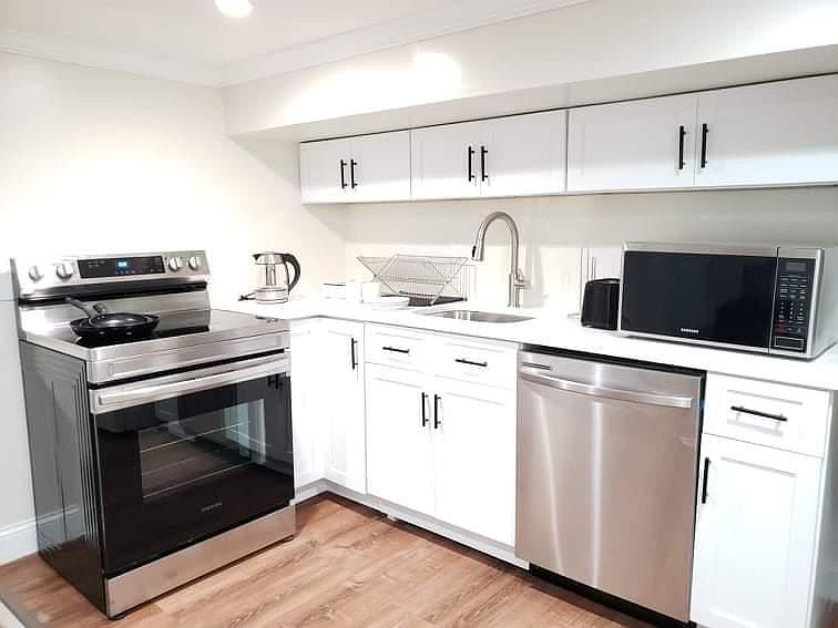 Unit 1 ground floor kitchen