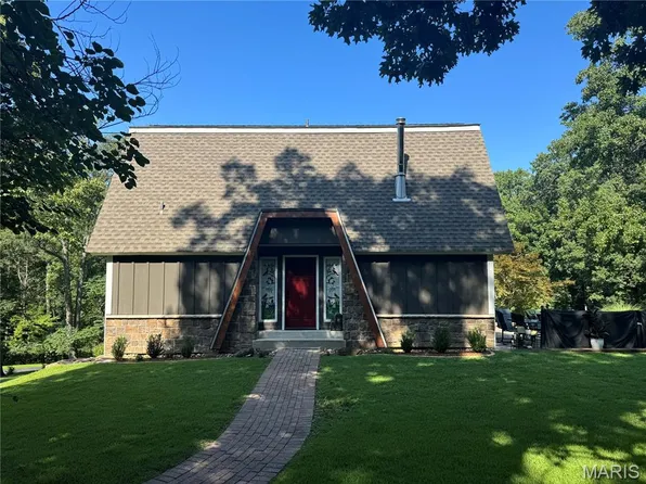 1351 Saint Paul Rd, Ballwin, MO 63021
