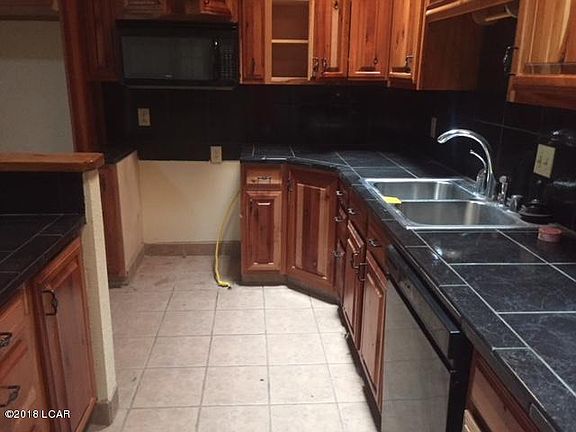 3rd image of 163 S Sunshine Ln