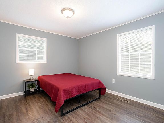 2nd image of 28 Andrea Ln #14936774