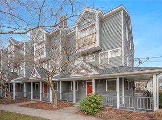 411 Blake St #411, New Haven, CT 06515