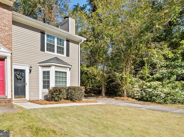 114 Hunter Ct, Macon, GA 31210