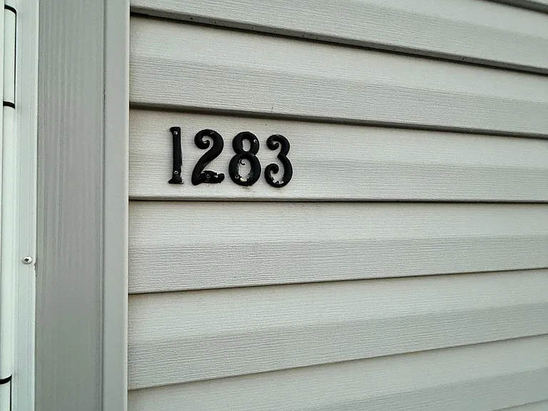 1281 Broadway — Photo 15