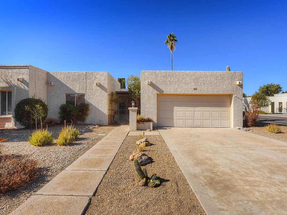 1st image of 8045 N Casas Carmen