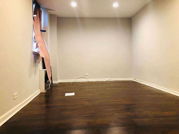2nd image of 2030 Elk Dr APT 1E