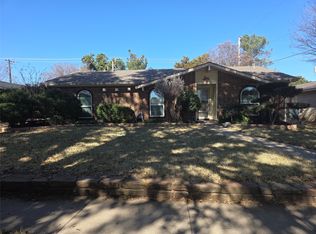 1405 Carnation Dr, Lewisville, TX 75067