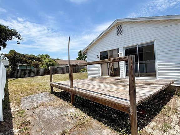 2nd image of 18306 Hepatica Rd