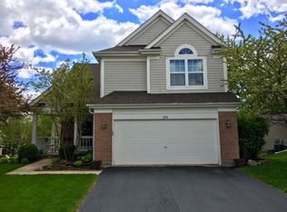 1191 N Camden Ln, South Elgin, IL 60177