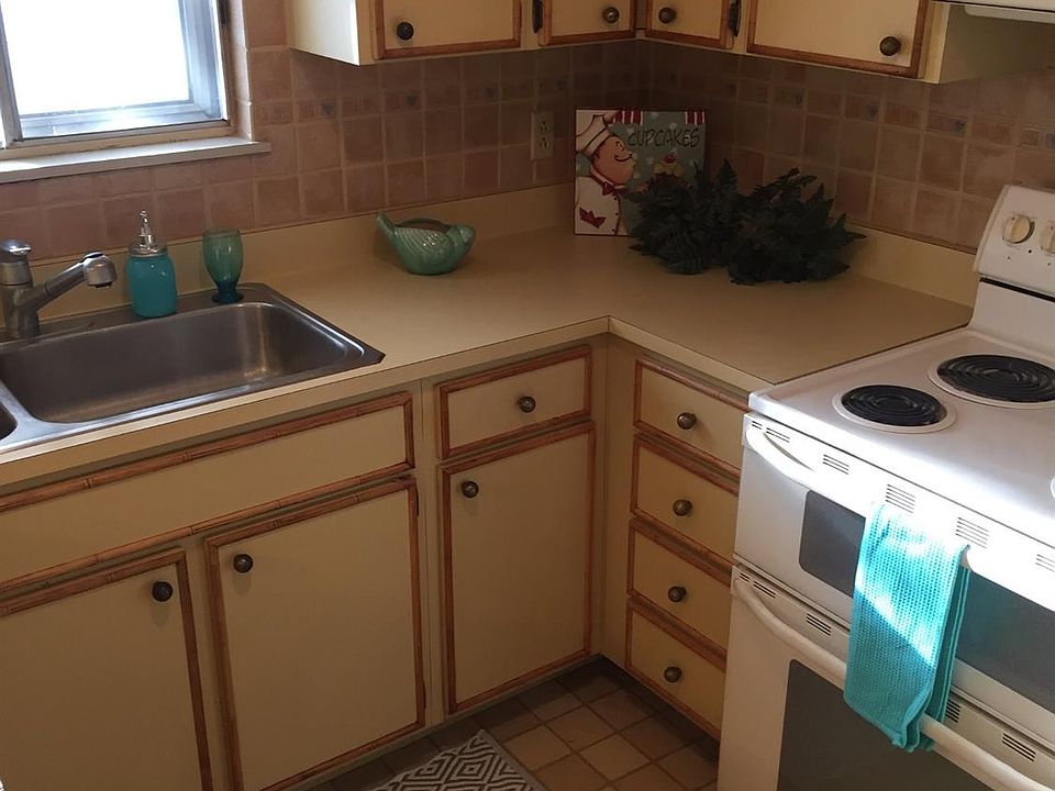 1st image of 7847 Jandaracres Dr