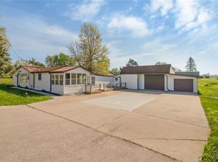 4485 NE 34th St, Des Moines, IA 50317