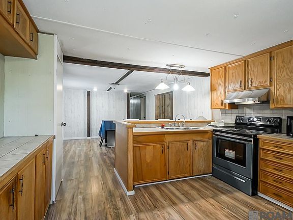 3rd image of 4541 Fisherman Rd