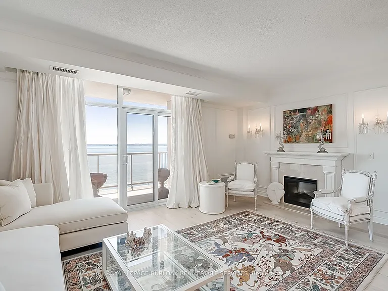 1477 Lakeshore Rd #704 — Photo 12