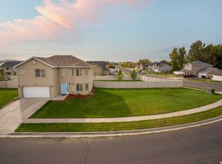 2296 S 3300 W, Syracuse, UT 84075