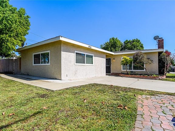 3rd image of 4958 N Sunflower Ave