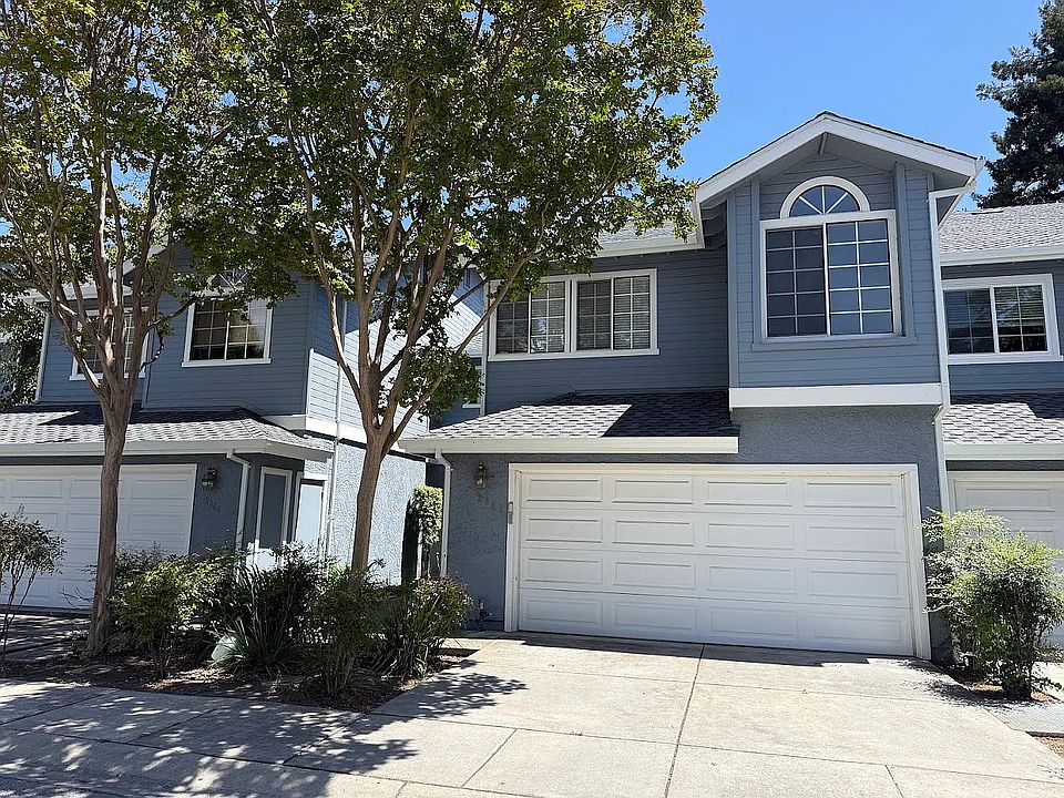 1st image of 2652 Heritage Park Cir