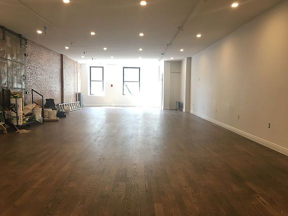 2nd image of 814 Broadway Fl 3