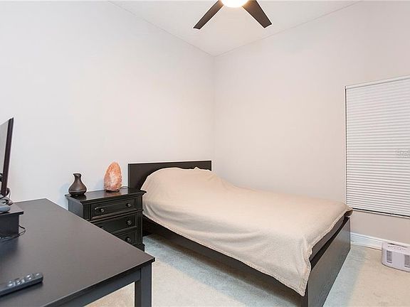 5th image of 2032 Kaylas Ct