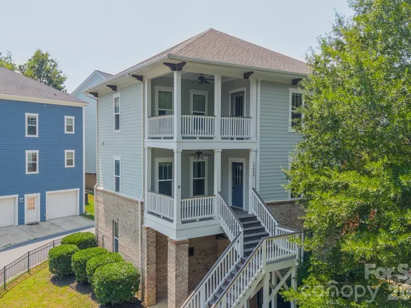 10236 Vanguard Pkwy, Huntersville, NC 28078