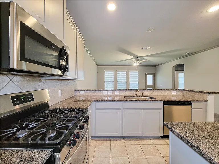 15611 Jackie Robinson Rd — Photo 8